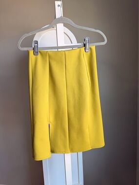 H&M Bright Yellow Pencil Skirt with Small Front Slit